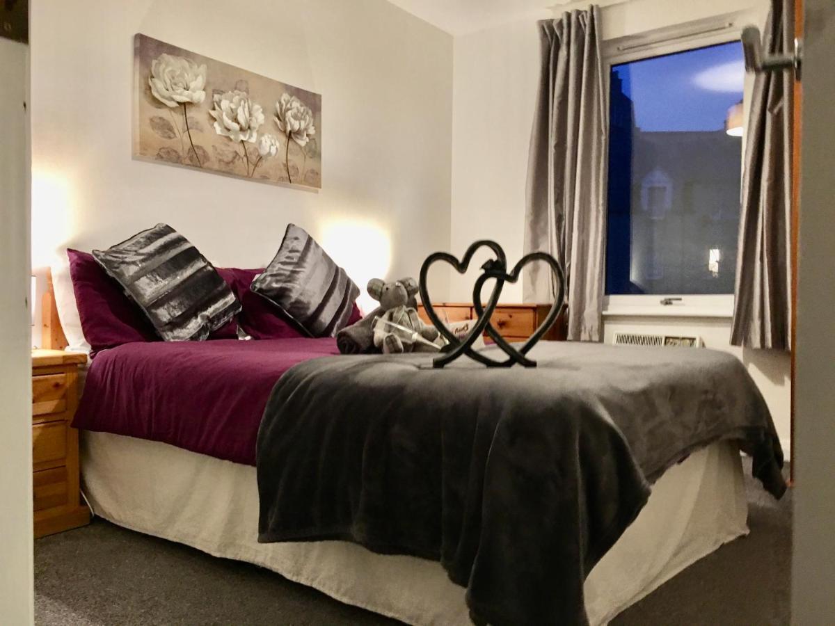 Central Spacious 2 Bedroom By Union Square Free Parking Aberdeen Exterior photo